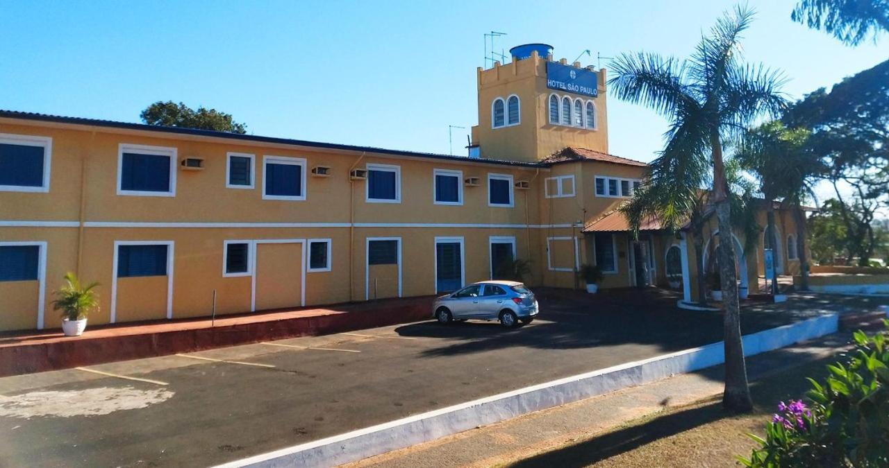 Hotel Sao Paulo Inn سانتا ريتا دو باسا كواترو المظهر الخارجي الصورة